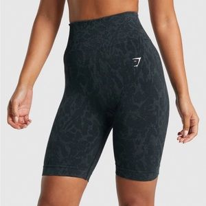 Gymshark Adapt Animal Seamless Cycling Shorts - Butterfly | Black Size S